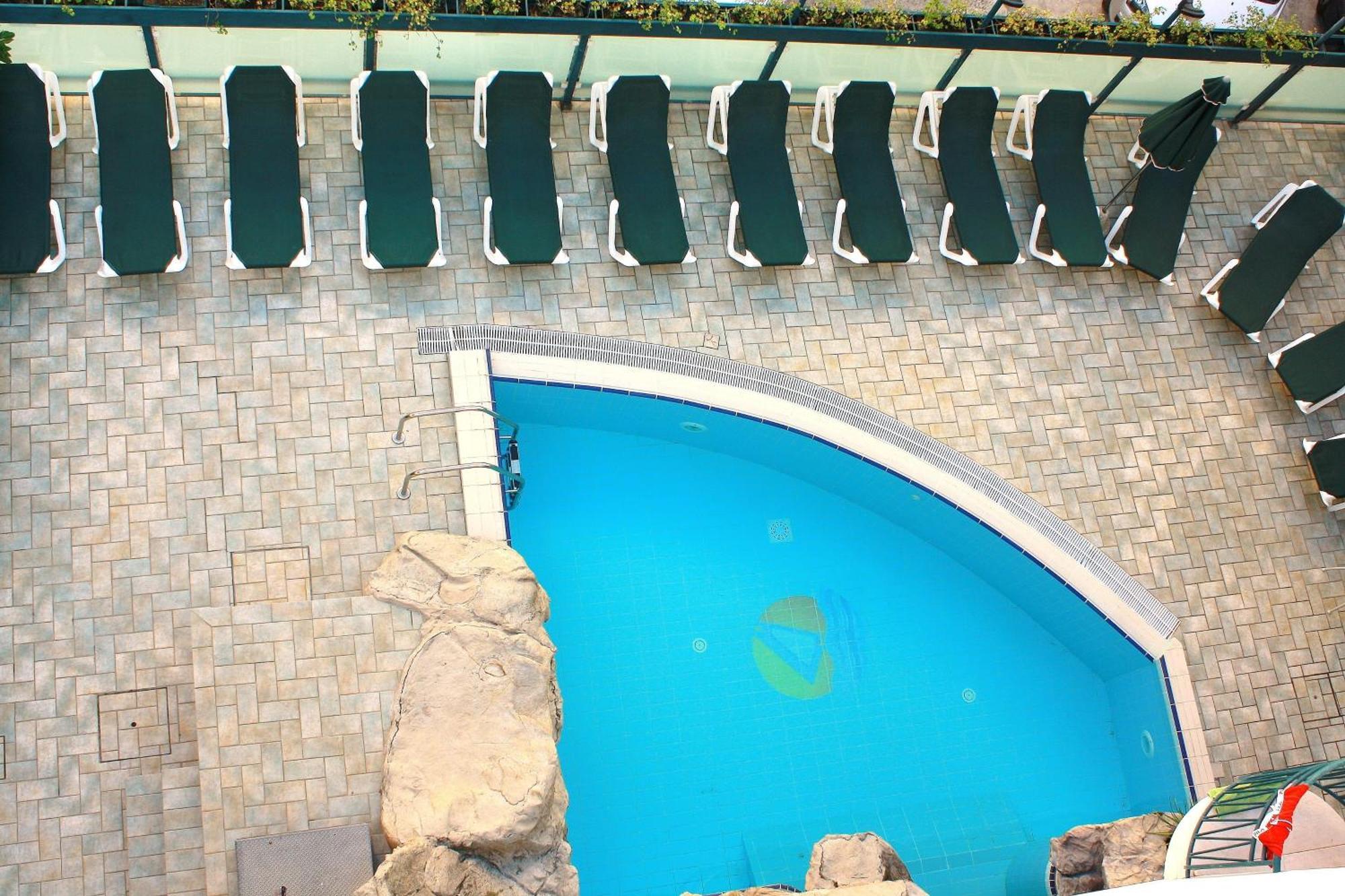 Aparthotel Le Vele Cattolica